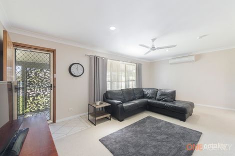 Property photo of 143 Macquarie Grove Caves Beach NSW 2281
