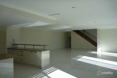 Property photo of 27 Vista Street Surfers Paradise QLD 4217