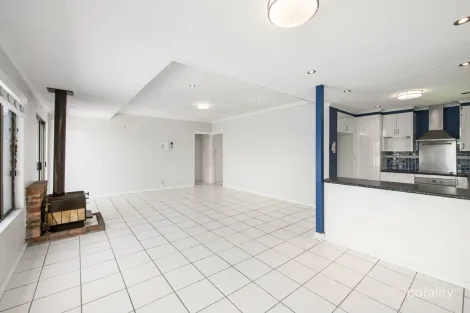 Property photo of 145 Scenic Drive Budgewoi NSW 2262