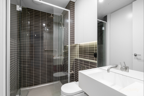 Property photo of 509/151 Berkeley Street Melbourne VIC 3000