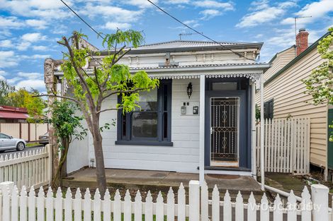 19 Churchill Gr, Hawthorn, VIC 3122