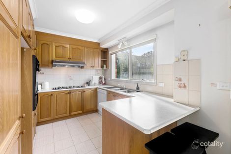 Property photo of 2/123 Beverley Street Doncaster East VIC 3109