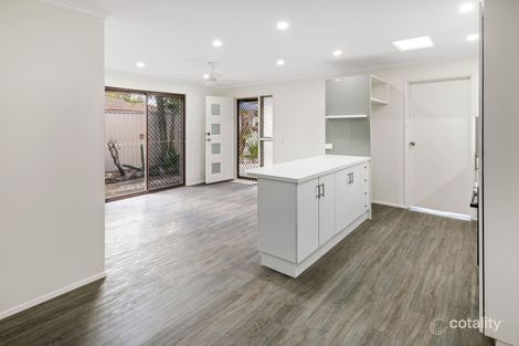 Property photo of 1/17 Morinda Way Labrador QLD 4215