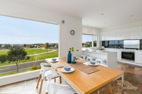 Property photo of 6 Beachcomber Lane Torquay VIC 3228