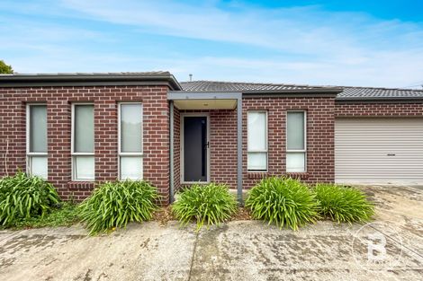 Property photo of 2/711 Skipton Street Redan VIC 3350