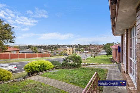 Property photo of 69 John Edgcumbe Way Endeavour Hills VIC 3802