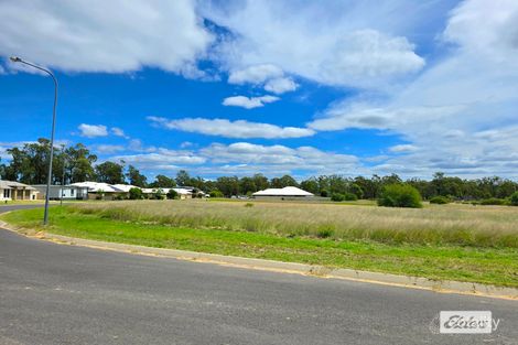 23 Acacia Dr, Miles, QLD 4415