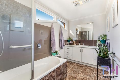 Property photo of 23 Julie Court Kangaroo Flat VIC 3555