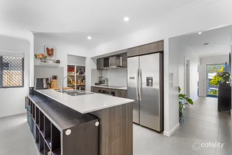 Property photo of 15 Brookview Place Bahrs Scrub QLD 4207