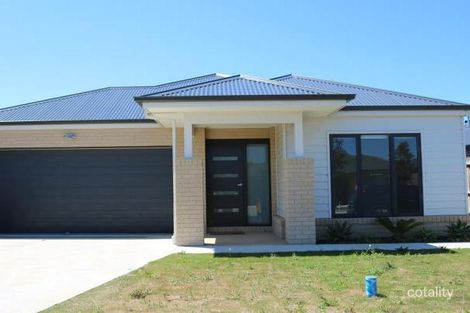 17 Tubular Ave, Torquay, VIC 3228