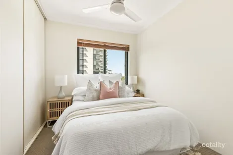 Property photo of 245 Main Street Kangaroo Point QLD 4169