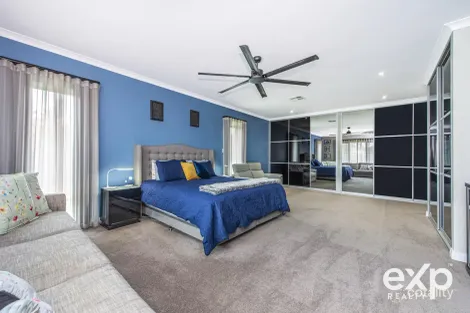 Property photo of 28 Driver Link South Yunderup WA 6208