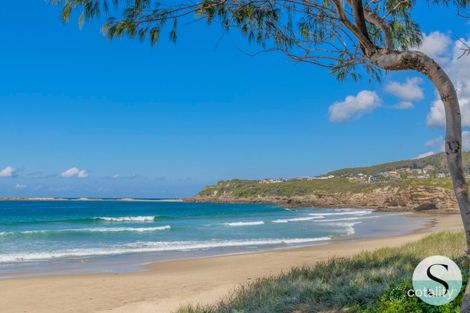 Property photo of 39 Ocean View Parade Caves Beach NSW 2281