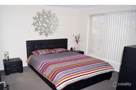 Property photo of 17 Creekview Avenue Pakenham VIC 3810