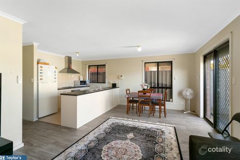 Property photo of 13 Hamra Drive Smithfield SA 5114