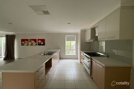 Property photo of 28 Savanna Parade Truganina VIC 3029