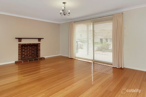 Property photo of 40 Lakefront Circle The Vines WA 6069