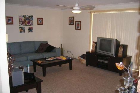Property photo of 4 Belah Close Hillvue NSW 2340