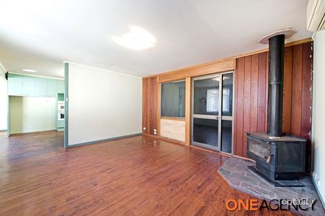 Property photo of 32 Wambaya Crescent Waramanga ACT 2611