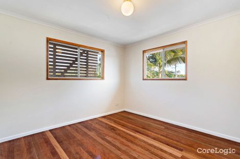 Property photo of 14 James Road Beachmere QLD 4510