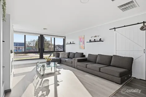 Property photo of 7 Hallett Crescent Wangaratta VIC 3677