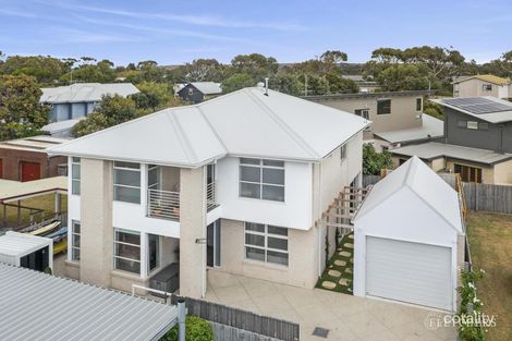 Property photo of 2/14 Bellarine Highway Queenscliff VIC 3225