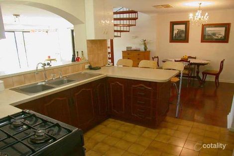 Property photo of 18 Keirana Avenue Port Noarlunga SA 5167