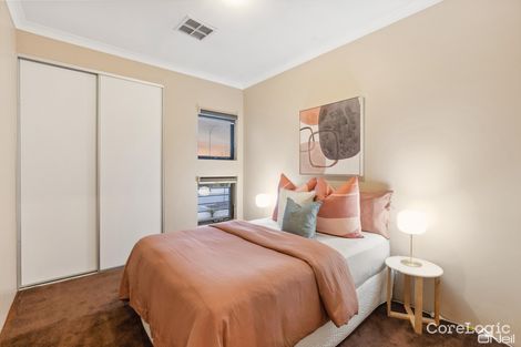 Property photo of 13 Regatta Boulevard Champion Lakes WA 6111
