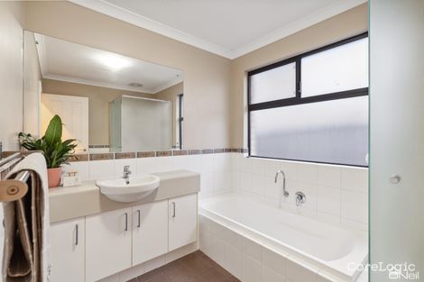 Property photo of 13 Regatta Boulevard Champion Lakes WA 6111