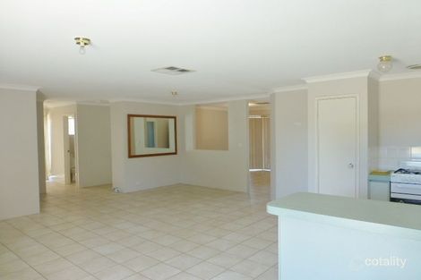 Property photo of 32 Kirin Way Maddington WA 6109
