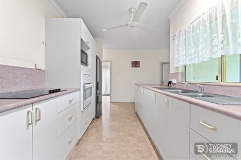 Property photo of 11 Windamere Close Brinsmead QLD 4870