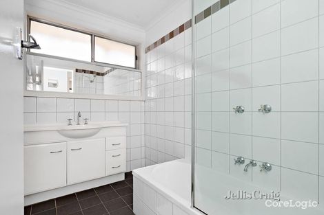 Property photo of 2/51 Saltley Street South Kingsville VIC 3015
