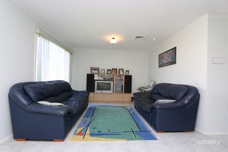 Property photo of 2 Cabarita Close Bolwarra Heights NSW 2320