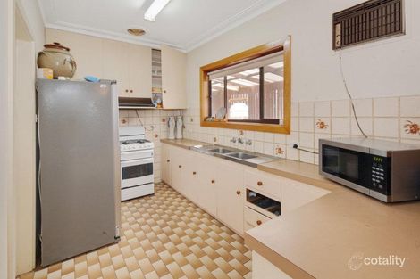 Property photo of 3 Waldemar Street Wendouree VIC 3355