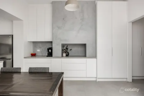 Property photo of 16 St Johns Row Glenelg SA 5045