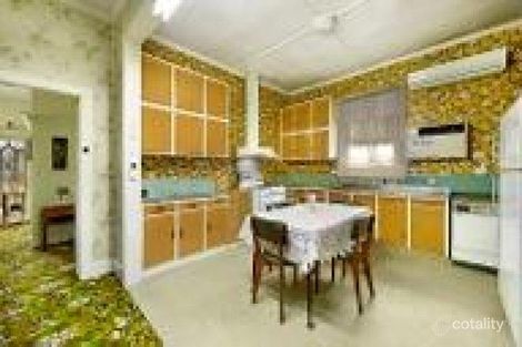 Property photo of 2 Reaburn Crescent Brunswick West VIC 3055