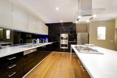 Property photo of 184 Dunnings Road Point Cook VIC 3030