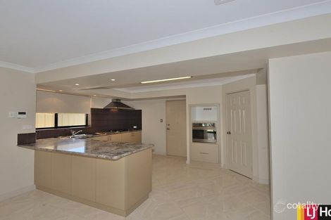Property photo of 3 Lea Wynd Lakelands WA 6180
