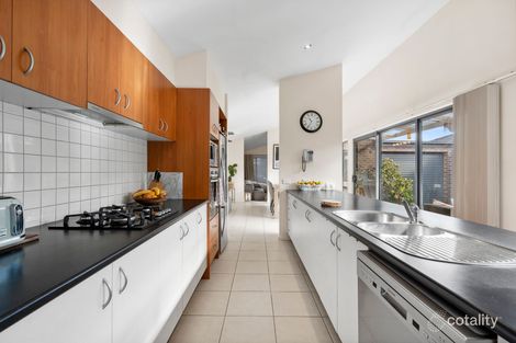 Property photo of 8 Dunkeld Court Grovedale VIC 3216