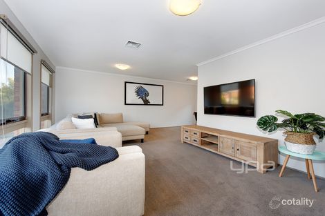 Property photo of 10 Arjay Court Westmeadows VIC 3049