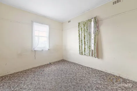 Property photo of 21 Bardsley Street Sunshine West VIC 3020