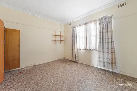 Property photo of 21 Bardsley Street Sunshine West VIC 3020