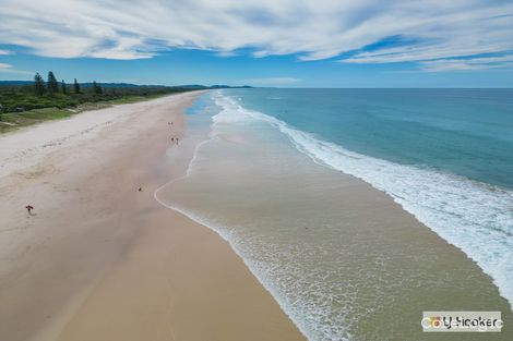 Property photo of 2C Aloota Crescent Ocean Shores NSW 2483