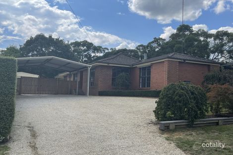 15 Valewood Dr, Launching Place, VIC 3139