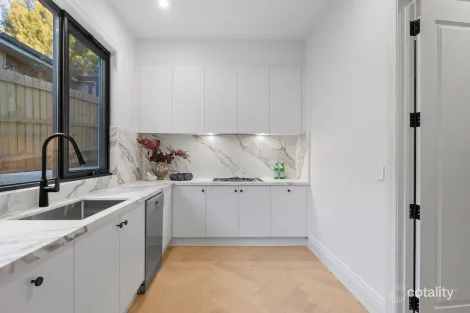 Property photo of 17 Eric Avenue Templestowe Lower VIC 3107