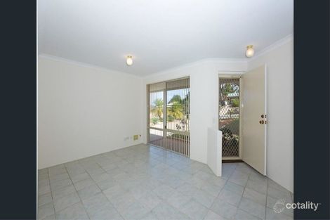 Property photo of 23 Casuarina Drive Halls Head WA 6210