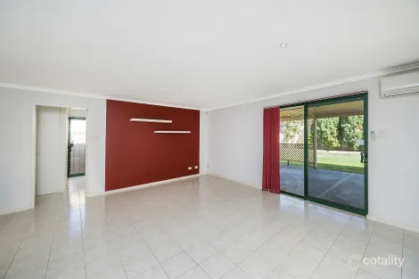 Property photo of 10 Edale Way Westminster WA 6061
