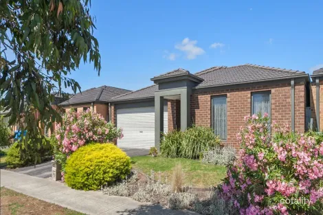 Property photo of 96 William Thwaites Boulevard Cranbourne North VIC 3977