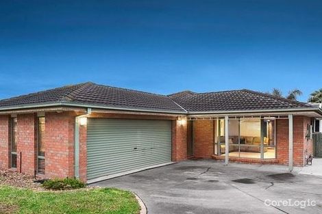 Property photo of 1 Raneen Place Berwick VIC 3806