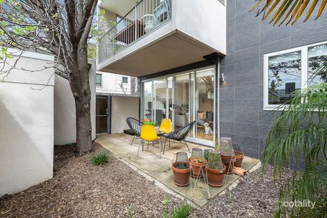 Property photo of 2/92 Wattletree Road Armadale VIC 3143